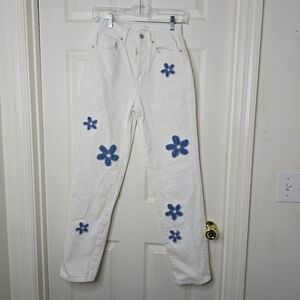 White With Blue Floral Appliques  Womens Pacsun Dad Jeans button‎ Fly 24